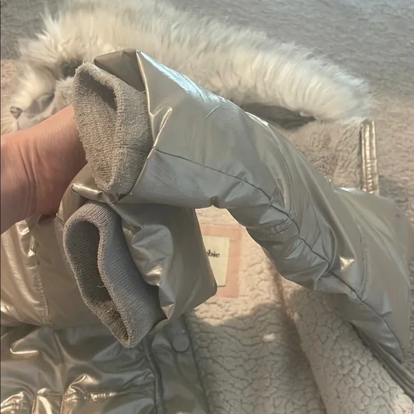 Kids Silver Puffer Jacket with Faux Fur Hood - Picture 6 of 8